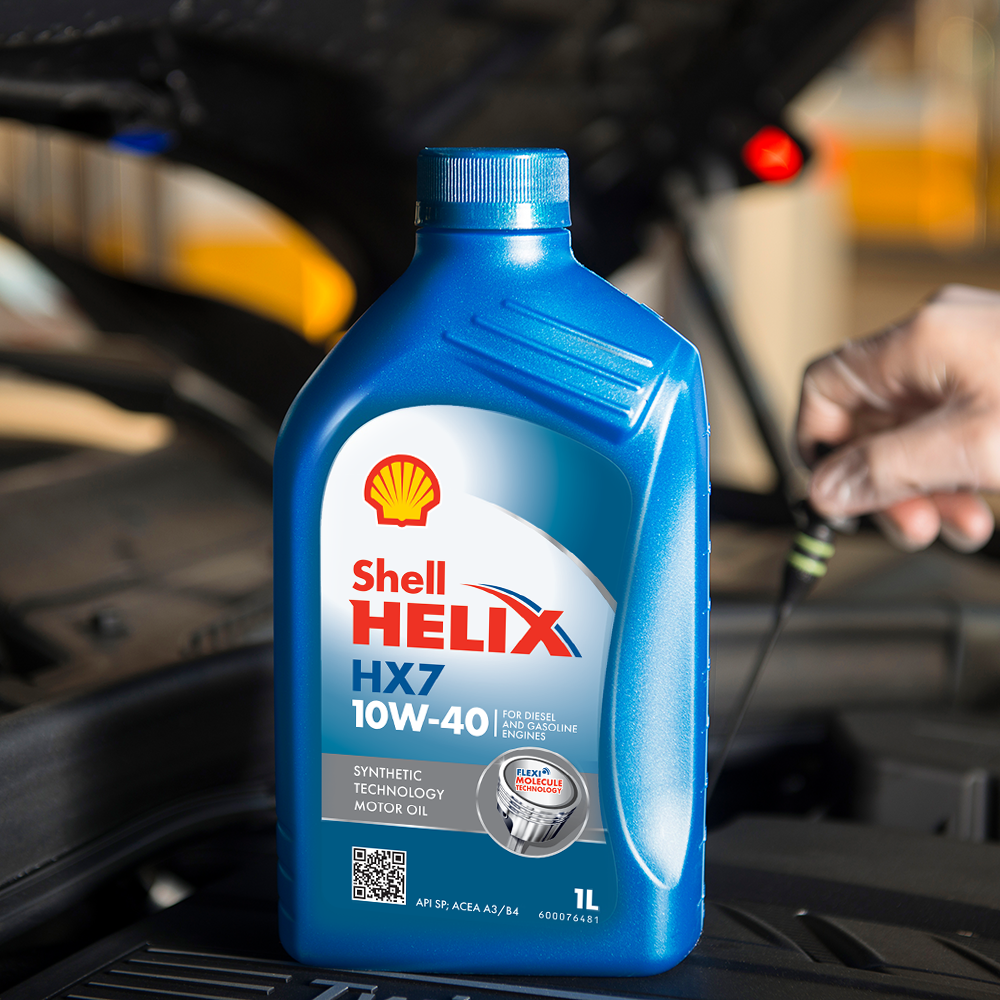 Моторна олива Shell Helix HX7 10W-40